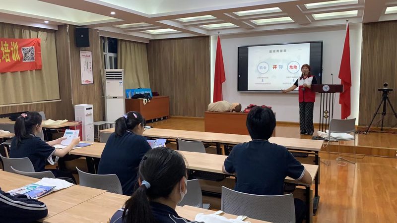 教学质量是选择少儿英语培训机构的关键因素。以下是一些考察教学质量的方法：