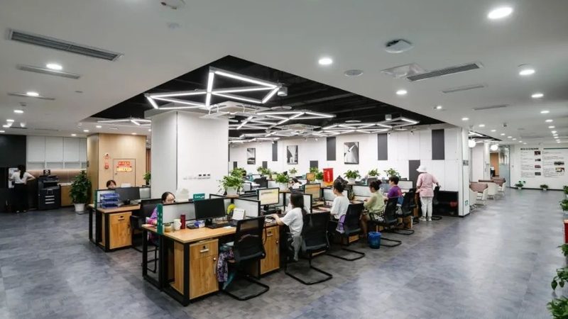 行业背景：手机维修电工，技能需求与市场前景